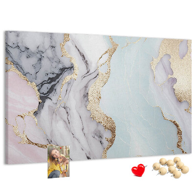 Kurkbord met elegant marmerpatroon en gouden accenten