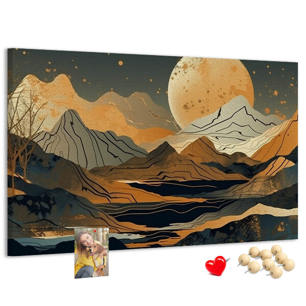 Prikbord met een afbeelding van een berglandschap bij maanlicht