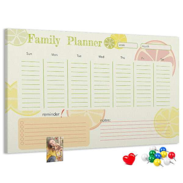 Kurk prikbord met een citruspatroon en familieplanner