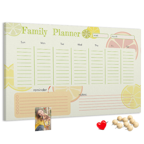 Kurk prikbord met een citruspatroon en familieplanner