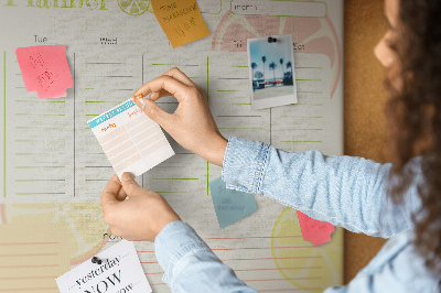 Kurk prikbord met een citruspatroon en familieplanner