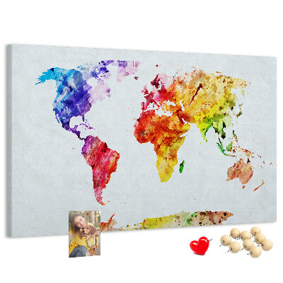 Kurk prikbord met een kleurrijke aquarel wereldkaart