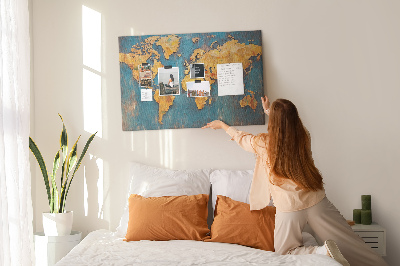 Prikbord wereldkaart in warme bruintinten
