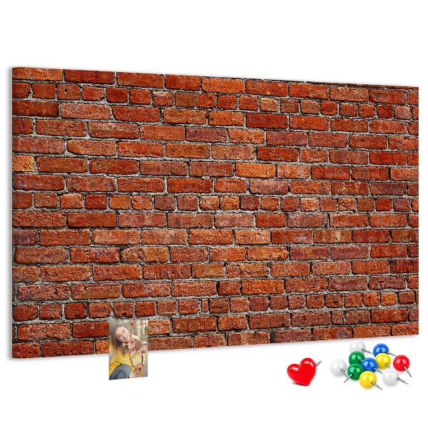 Kurk prikbord met een print van een bakstenen muur in warme tinten