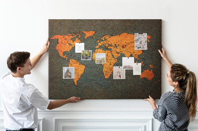 Prikbord met een oude wereldkaart in bruintinten