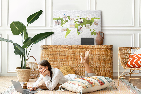 Kurkbord wereldkaart in aquarel-stijl