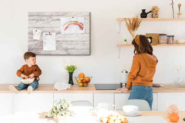 Prikbord rustieke plank met slijtageplekken