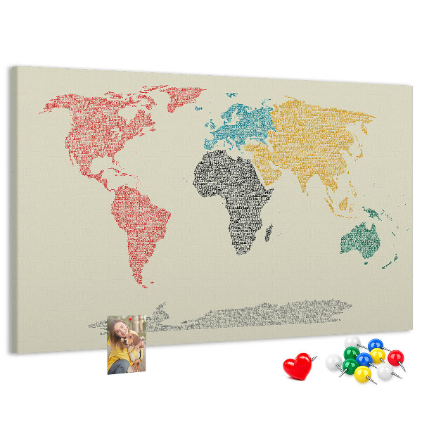 Wereldkaart prikbord met een ontwerp in woorden en kleuren