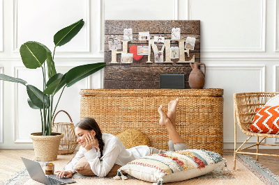 Kurk prikbord houten letters met een hart op de achtergrond
