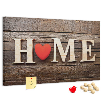Kurk prikbord houten letters met een hart op de achtergrond