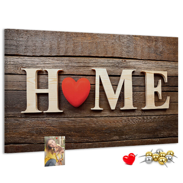 Kurk prikbord houten letters met een hart op de achtergrond