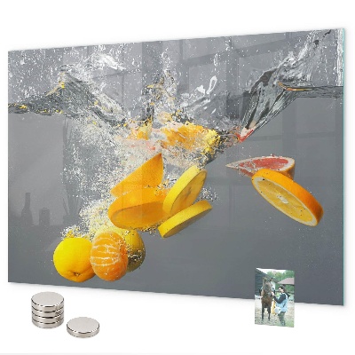 Magnetisch bord Citrusvruchten in water