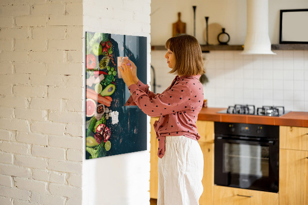 Decoratief glazen wandbord beschrijfbaar en magnetisch Gezonde ingrediënten en herinneringen in de keuken