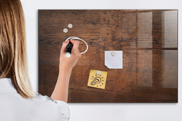 Decoratief glazen wandbord beschrijfbaar en magnetisch Een knusse ruimte om je herinneringen tentoon te stellen.