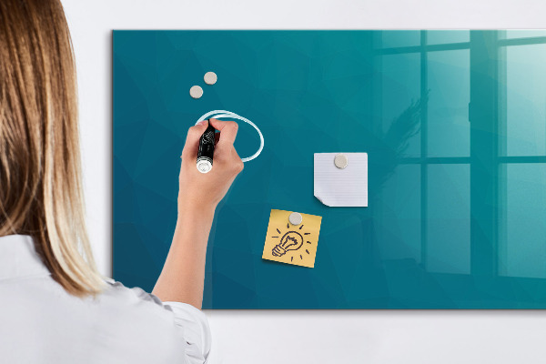 Memobord van glas met print inclusief neodymium magneten Praktische accessoires voor op kantoor en thuis.