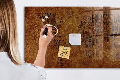 Decoratief glazen wandbord beschrijfbaar en magnetisch Een wereldkaart met persoonlijke herinneringen.