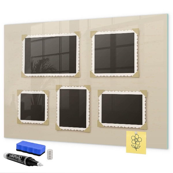 Decoratief glazen wandbord beschrijfbaar en magnetisch Een creatieve ruimte voor het creëren van mooie familieherinneringen.