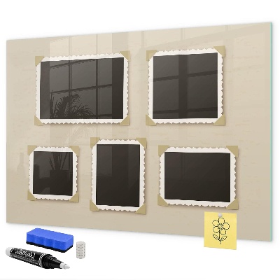 Decoratief glazen wandbord beschrijfbaar en magnetisch Een creatieve ruimte voor het creëren van mooie familieherinneringen.