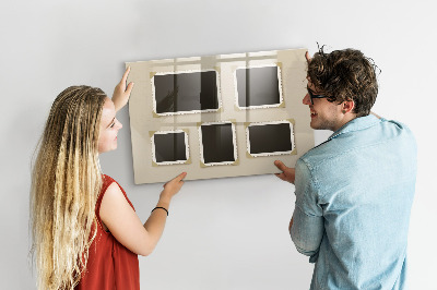 Decoratief glazen wandbord beschrijfbaar en magnetisch Een creatieve ruimte voor het creëren van mooie familieherinneringen.