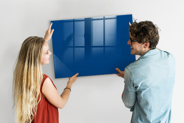 Decoratief glazen wandbord beschrijfbaar en magnetisch Een praktisch prikbord voor notities en foto's.