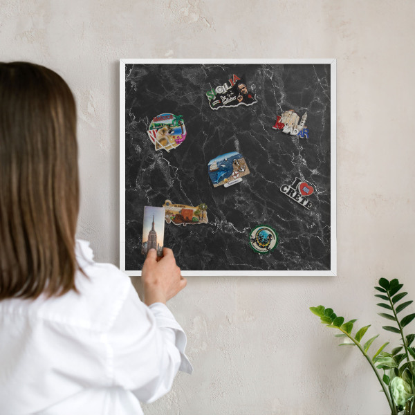 Magnetisch bord voor de muur met witte lijst Zwart marmer