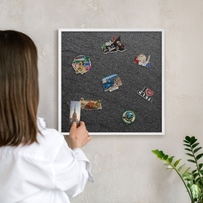 Magnetisch bord voor de muur met witte lijst Zwarte textuur