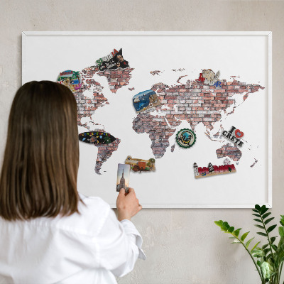Magnetisch bord van metaal in een witte lijst Baksteenwereld