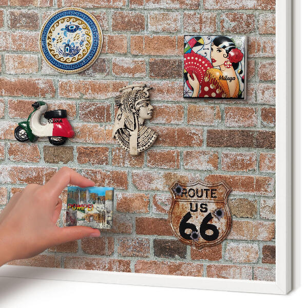 Magnetisch bord voor de muur met witte lijst Bakstenen muur