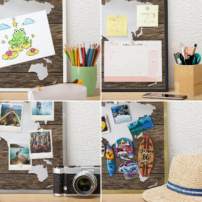 Magnetisch bord van metaal in een witte lijst Houten kaart