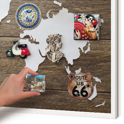 Magnetisch bord van metaal in een witte lijst Houten kaart