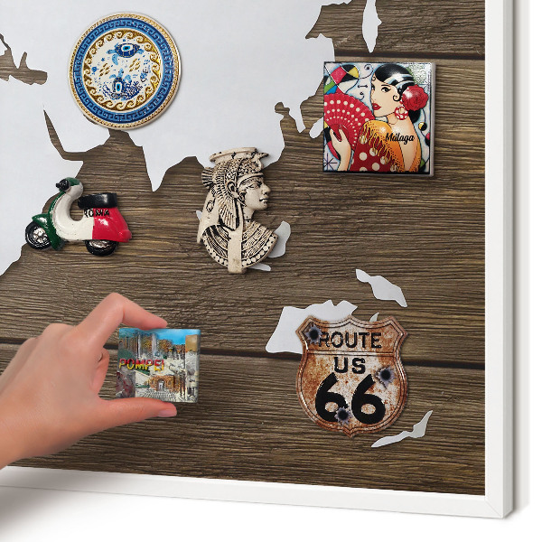 Magnetisch bord van metaal in een witte lijst Houten kaart