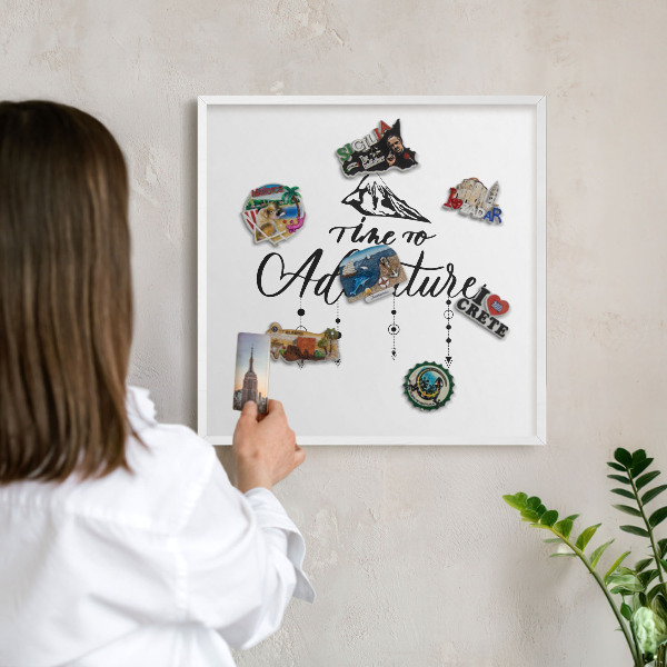 Magnetisch bord van metaal in een witte lijst Bergavontuur