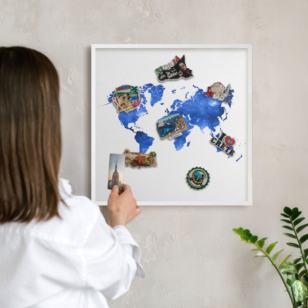 Magnetisch bord voor de muur met witte lijst Wereldkaart
