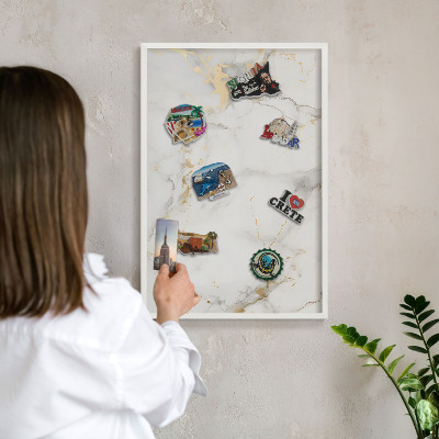 Magnetisch bord voor de muur met witte lijst Verfijnde elegantie