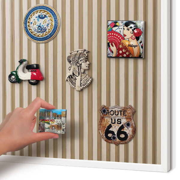 Magnetisch bord voor de muur met witte lijst Houten latten