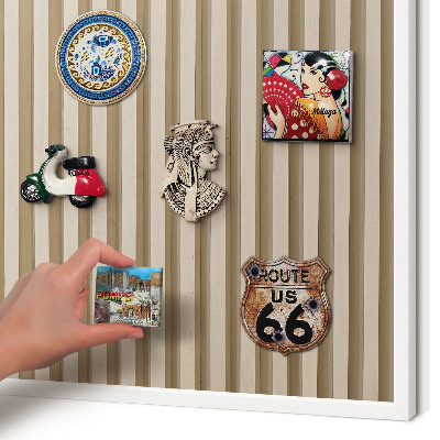 Magnetisch bord voor de muur met witte lijst Houten latten