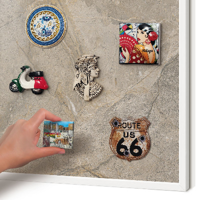 Magnetisch bord van metaal in een witte lijst Beige steen