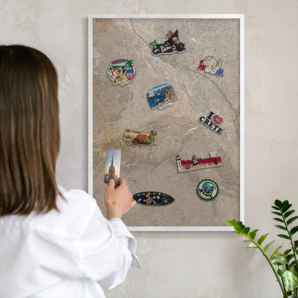 Magnetisch bord van metaal in een witte lijst Beige steen