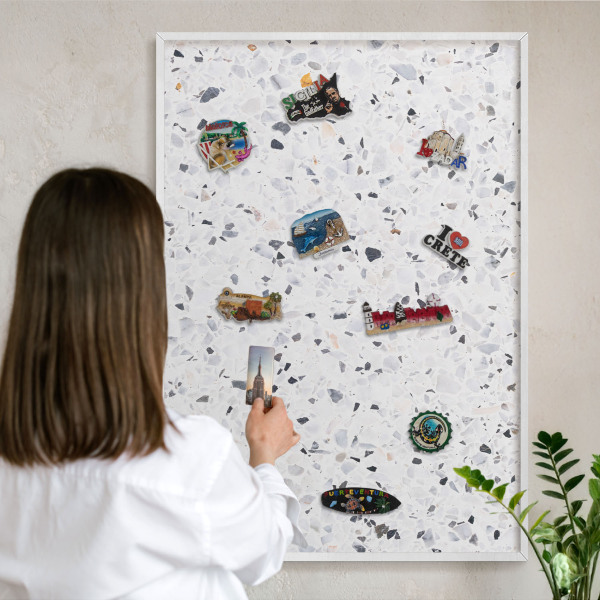 Magnetisch bord voor de muur met witte lijst Terrazzo-stijl