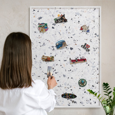 Magnetisch bord voor de muur met witte lijst Terrazzo-stijl