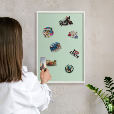 Magnetisch bord voor de muur met witte lijst Mintgroen