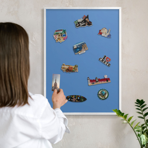 Magnetisch bord van metaal in een witte lijst Blauwe kleur