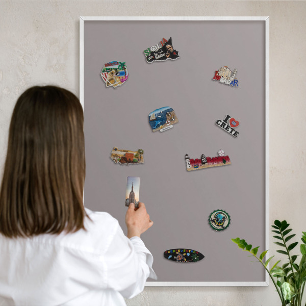 Magnetisch bord van metaal in een witte lijst Asgrijs