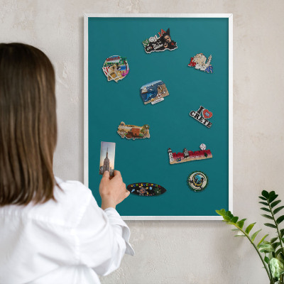 Magnetisch bord voor de muur met witte lijst Donker turkoois