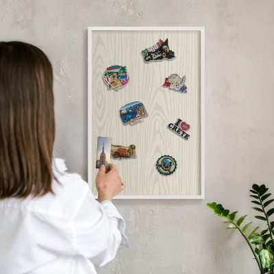 Magnetisch bord voor de muur met witte lijst Houten ringen