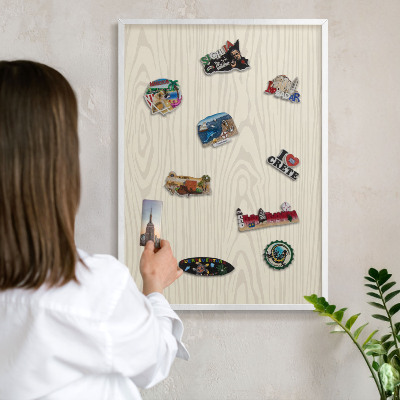 Magnetisch bord voor de muur met witte lijst Houten ringen