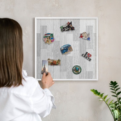 Magnetisch bord voor de muur met witte lijst Houtstructuur