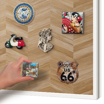 Magnetisch bord voor de muur met witte lijst Houten visgraatmotief