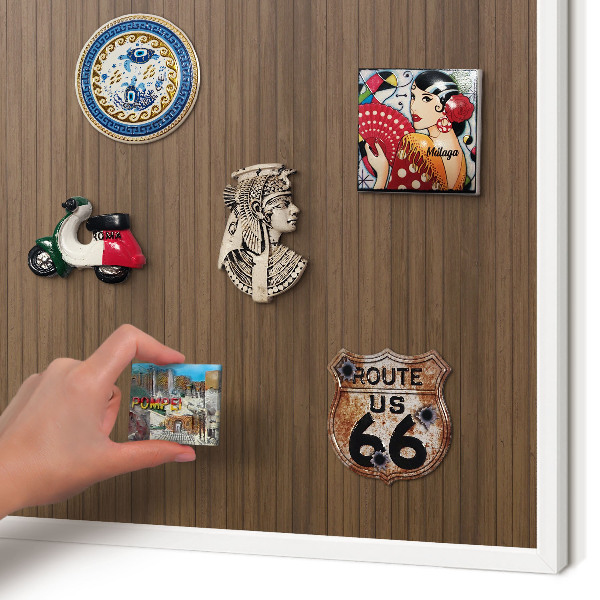 Magnetisch bord van metaal in een witte lijst Houten achtergrond
