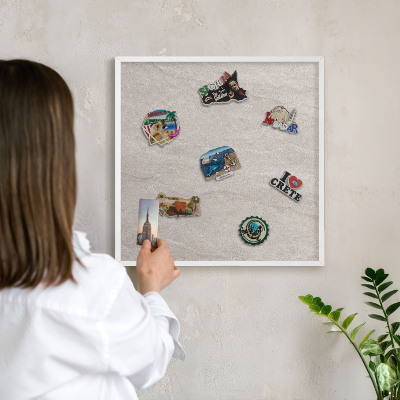 Magnetisch bord voor de muur met witte lijst Verfijnde elegantie